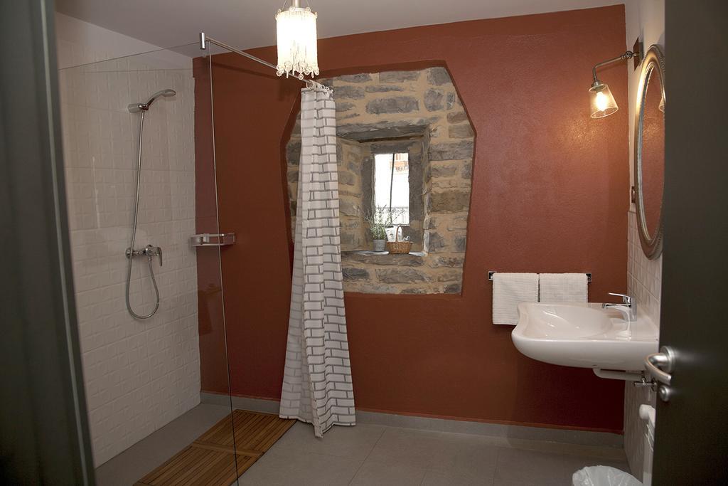 Hostel-Albergue Monte Perdido Торла Номер фото