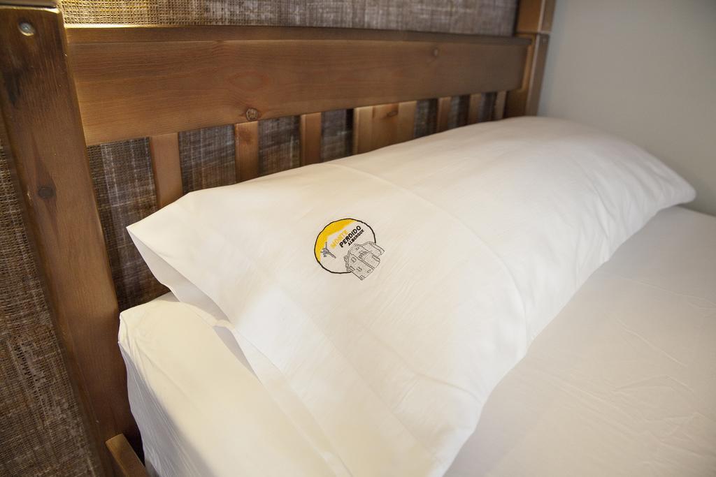 Hostel-Albergue Monte Perdido Торла Экстерьер фото