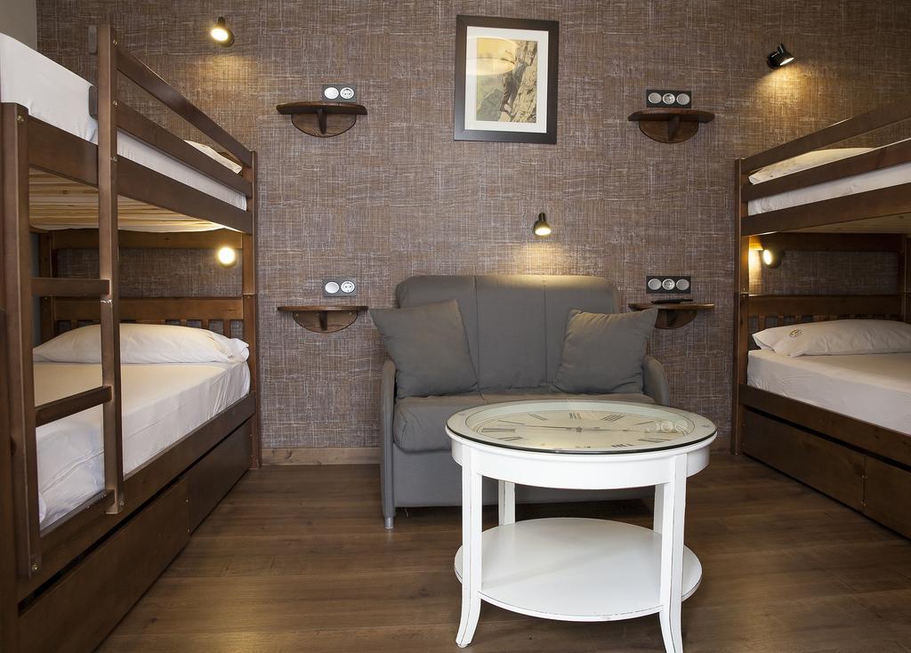 Hostel-Albergue Monte Perdido Торла Экстерьер фото