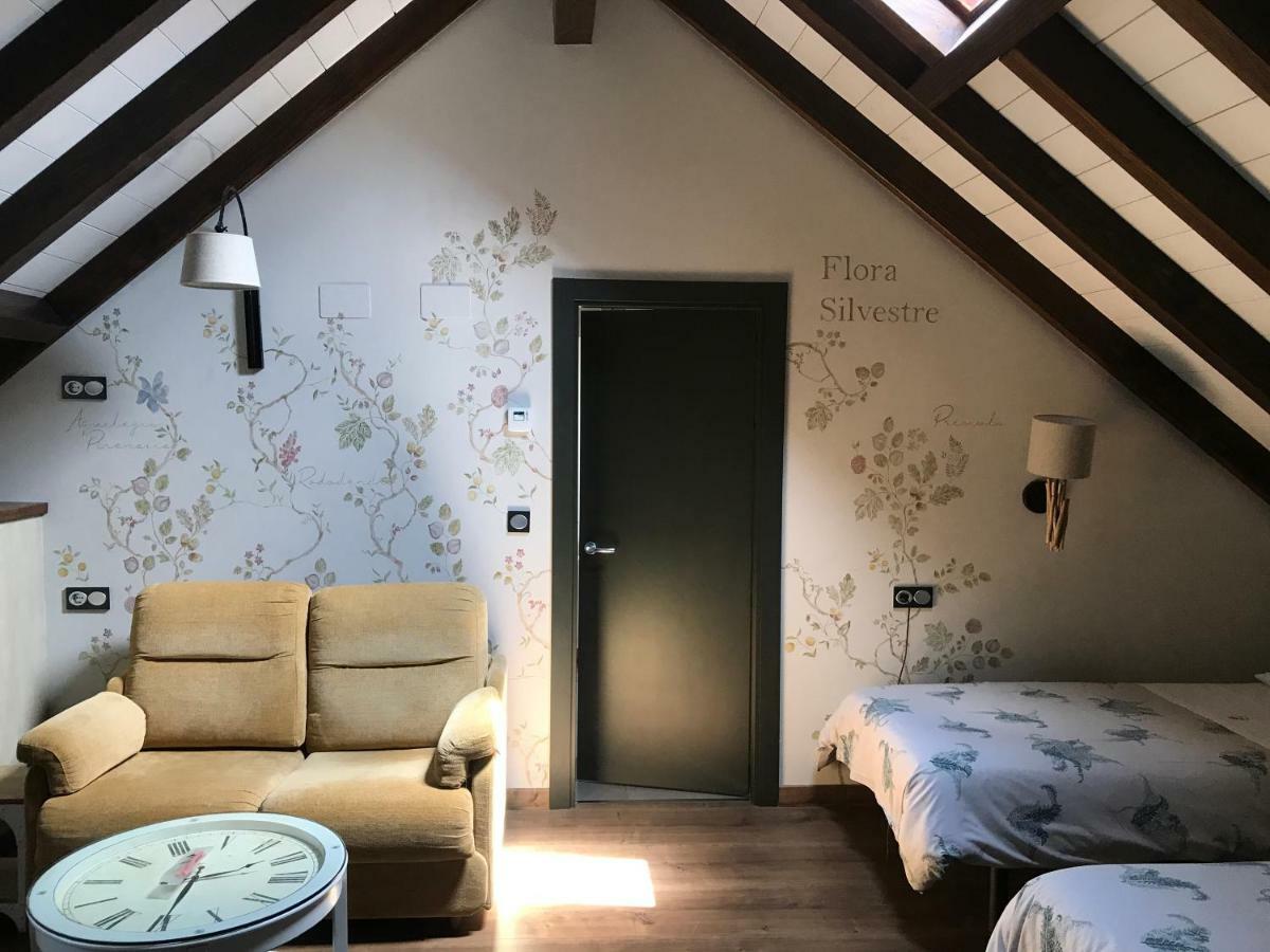 Hostel-Albergue Monte Perdido Торла Экстерьер фото