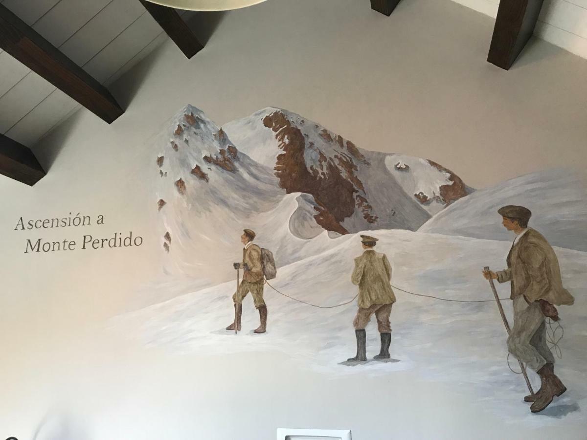 Hostel-Albergue Monte Perdido Торла Экстерьер фото